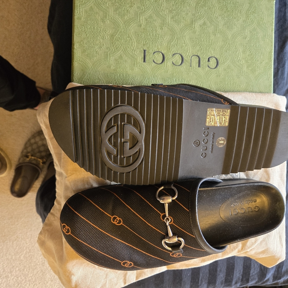 Gucci horsbit mules black size 8